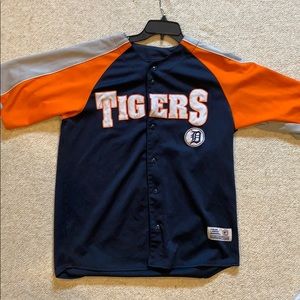 Authentic MLB Detroit Tigers Button up!